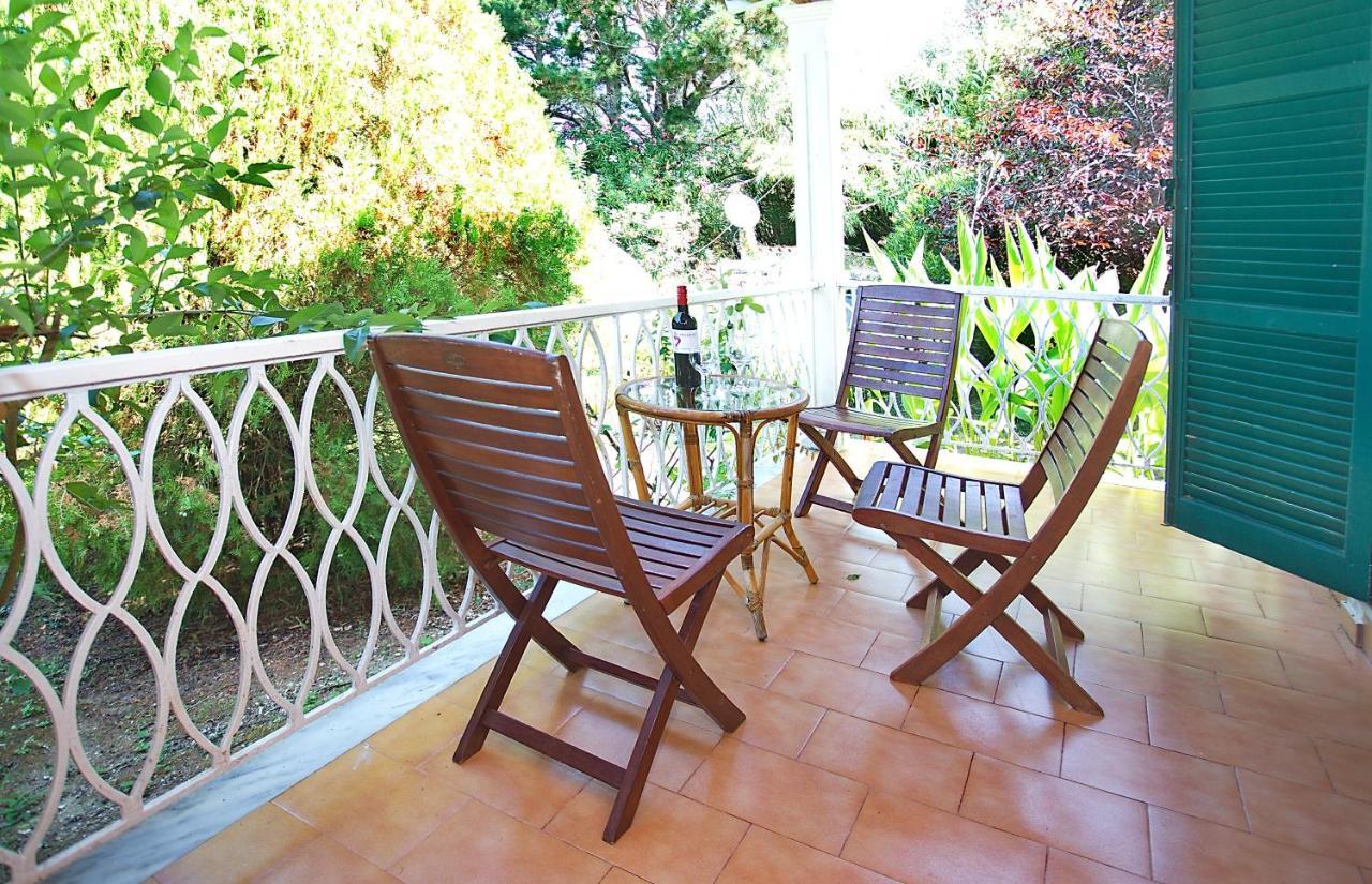 Villa Leda Karousádes Zewnętrze zdjęcie